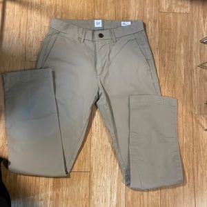 Mens khaki pants tan. Size 29x30